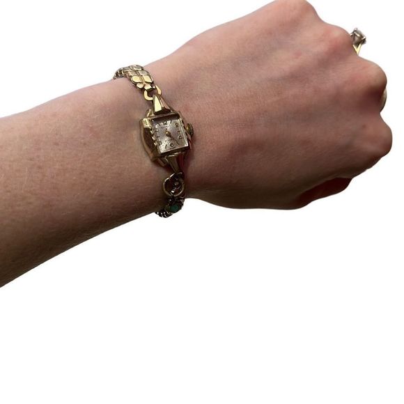 10k ROSE GOLD FILLED VINTAGE ELMONT WINDING WATCH - Picture 6 of 11